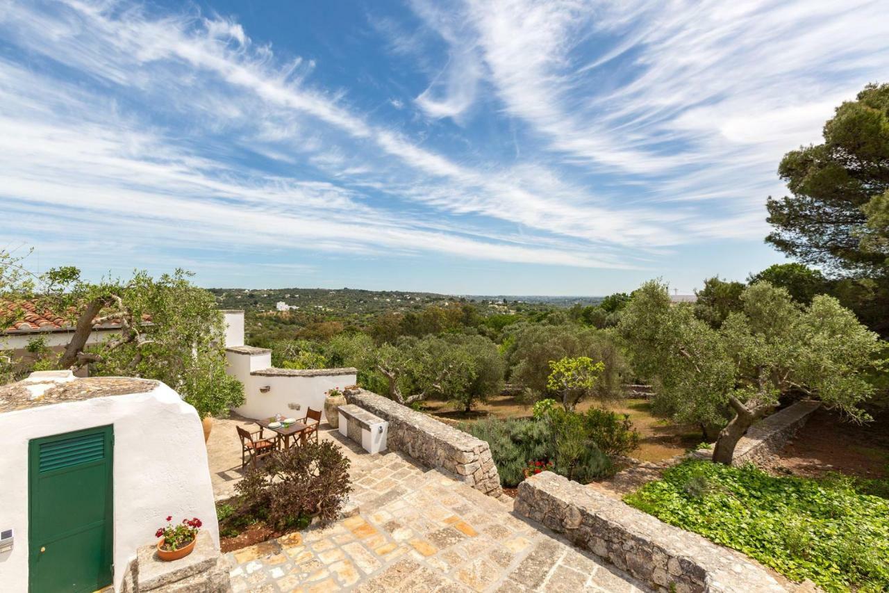 Trullo Il Karrubo Villa Ostuni Exteriör bild