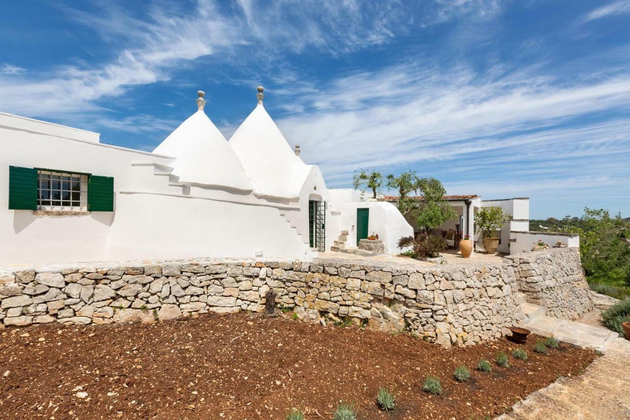 Trullo Il Karrubo Villa Ostuni Exteriör bild