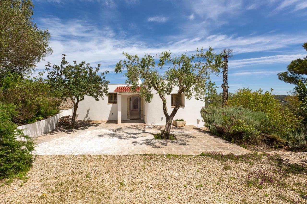 Trullo Il Karrubo Villa Ostuni Exteriör bild