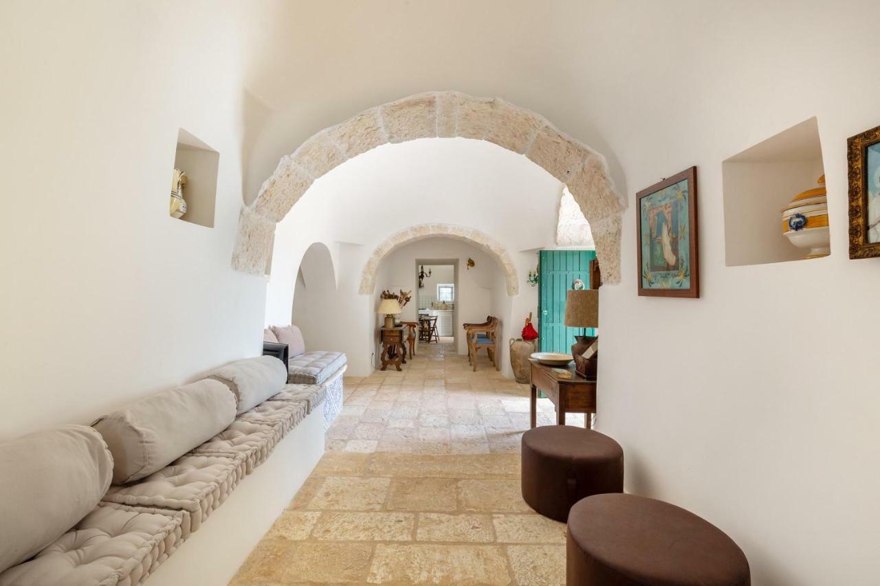 Trullo Il Karrubo Villa Ostuni Exteriör bild