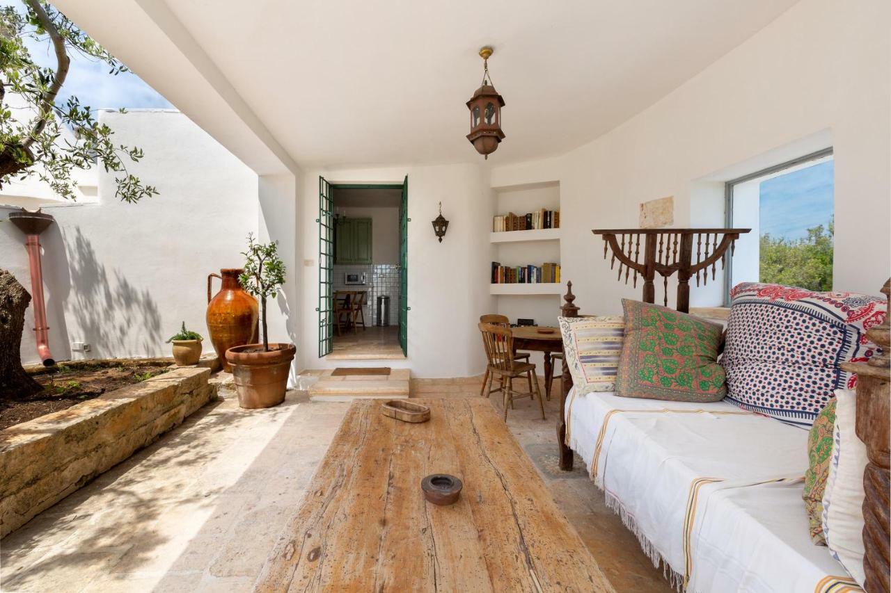 Trullo Il Karrubo Villa Ostuni Exteriör bild