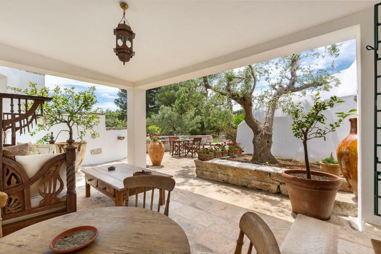Trullo Il Karrubo Villa Ostuni Exteriör bild