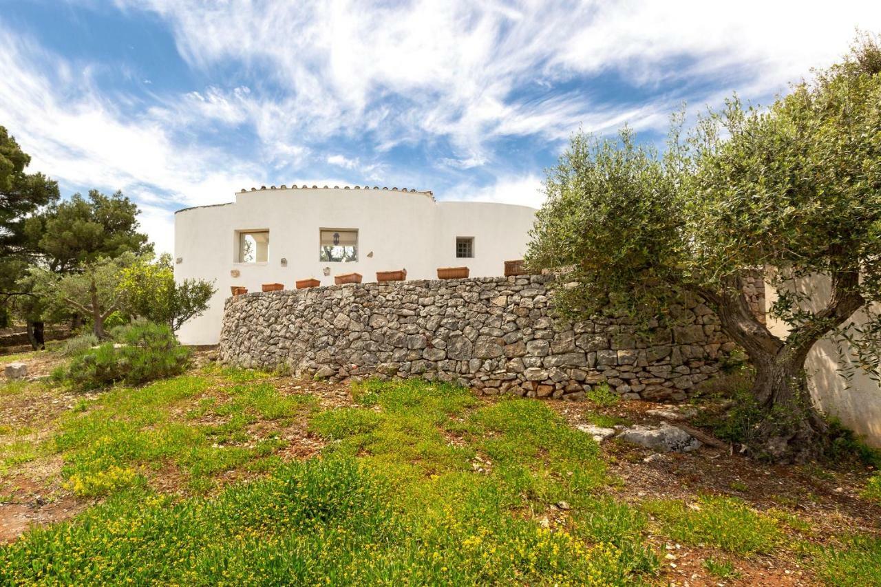 Trullo Il Karrubo Villa Ostuni Exteriör bild